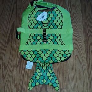 Queenmore Mermaid Dog Life Vest Jacket Sz M  NWT